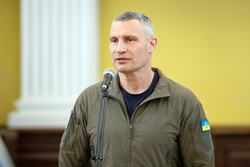 Кличко заявил, что в кафе в Киеве могла взорваться граната